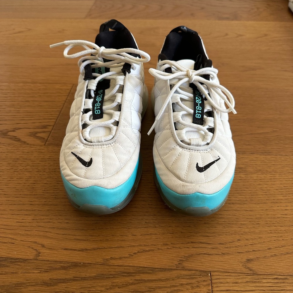 Ladies athletic shoes. Barely worn.